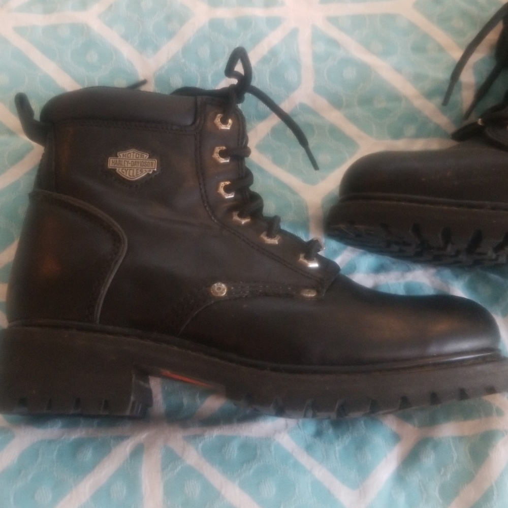 Women's Boots